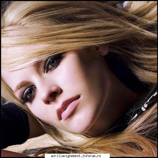 yo`s prima = avril , voi  :zzz:  :zzz: de la ce vine nick-ul vostru ??