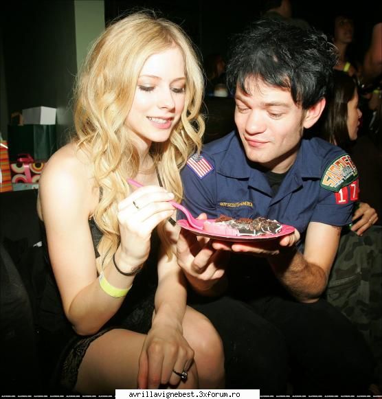 avril & deryck - mag_483 - PiCkS