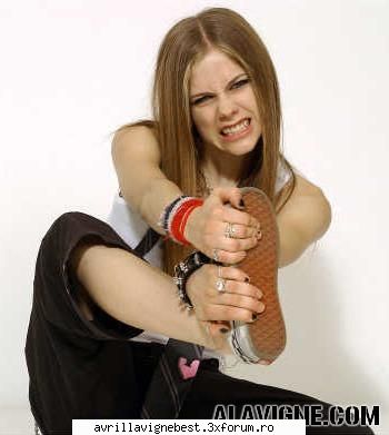 avril rockzzzzz :rotfl:  :rotfl:  :rotfl:  :rotfl:  :rotfl:  :dinti: cele mai tari poze cu avril